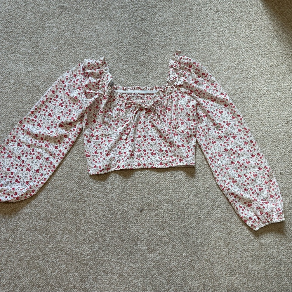 Floral Puff Sleeve Crop Top